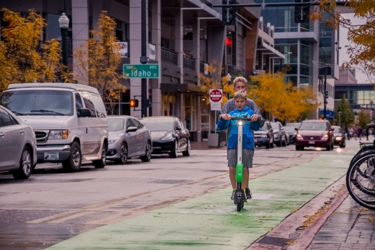 Regulación de los patinetes eléctricos: La gran 'patata caliente'